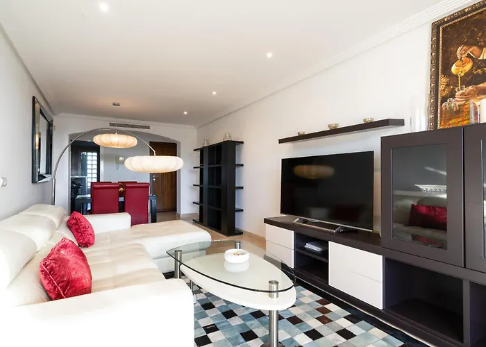 El Bosque De La Mairena * Ojén