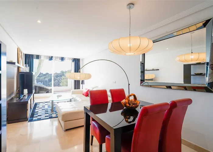 El Bosque De La Mairena * Ojén